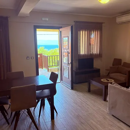 Aparthotel Tavani Nea Roda
